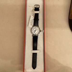 Coach Women's Watch Silver Tone SS Case Black Leather MADISON 14501728
